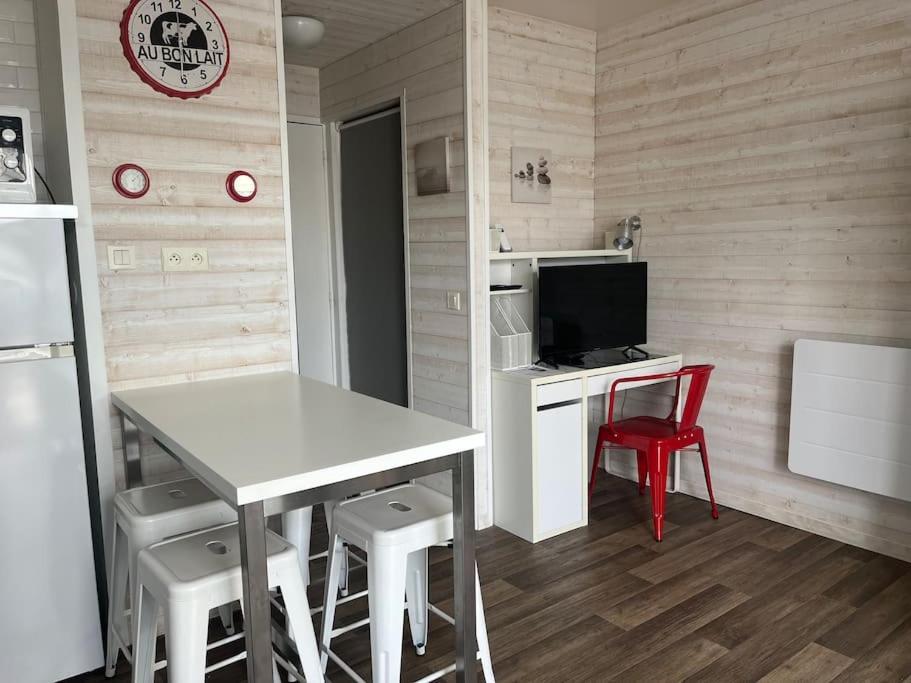 Studio Hyper Centre Порніше Екстер'єр фото
